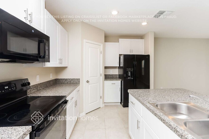 Building Photo - 7212 Jenkins Vista Ct