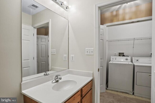 Building Photo - 3140 Galaxy Way