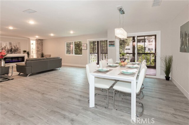 Building Photo - 2404 Via Mariposa W