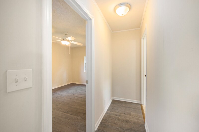 Building Photo - 4006 Niagara St