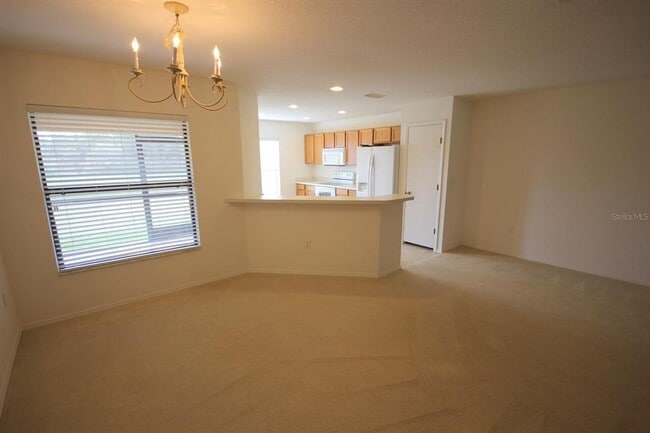 Building Photo - 2510 Edgewater Falls Dr