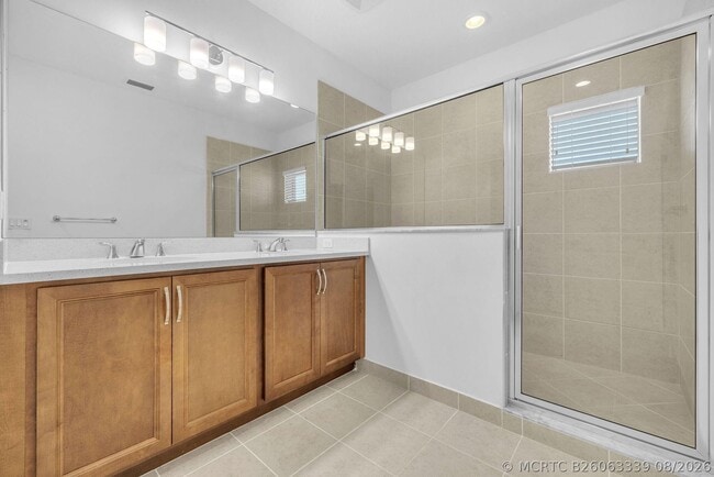 Building Photo - 540 Sanderling Cir