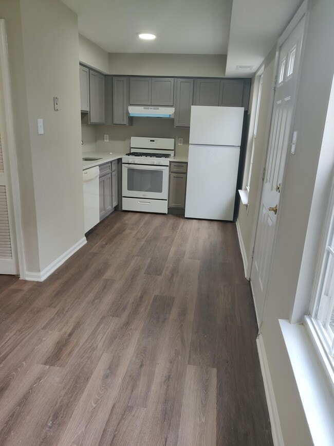 Building Photo - 2714 Titan St