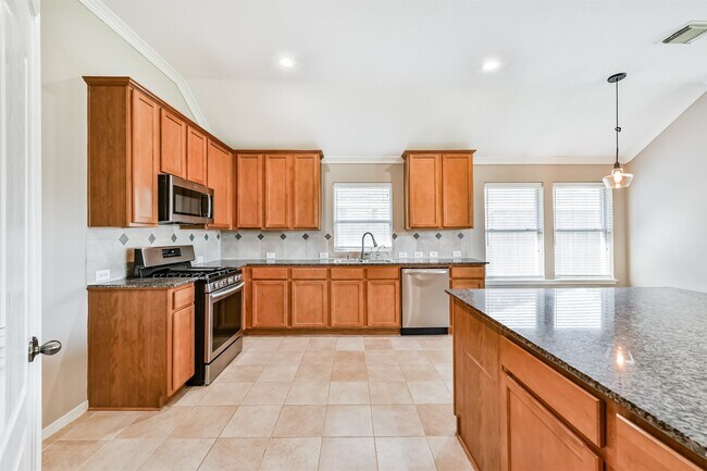 Building Photo - 13719 Rolling River Ln