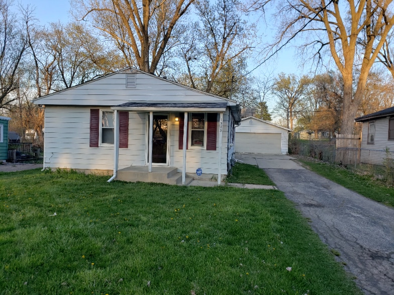 Primary Photo - 1323 Carbaugh Ave