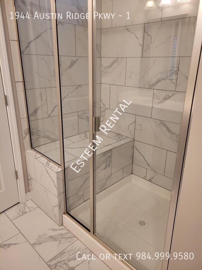 Building Photo - 1944 Austin Ridge Pkwy