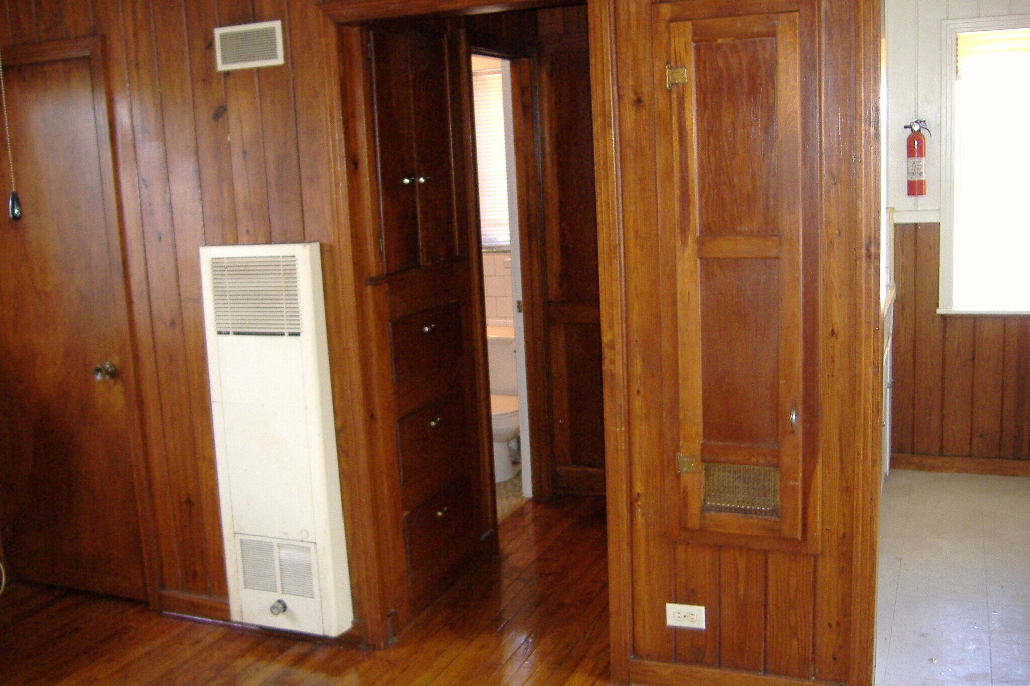Building Photo - 324 Claremont Ave