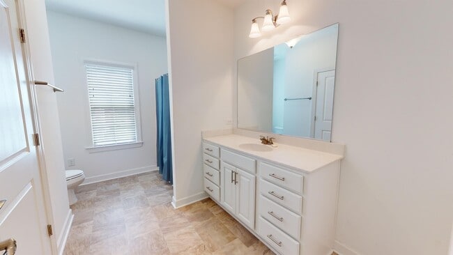 Building Photo - 4160 Archstone Dr