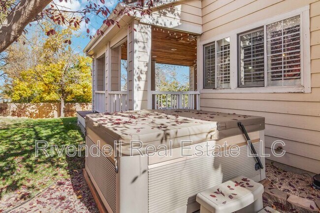 Building Photo - 9524 Las Colinas Dr