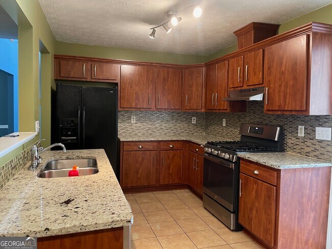 Building Photo - 6190 Glacier Run