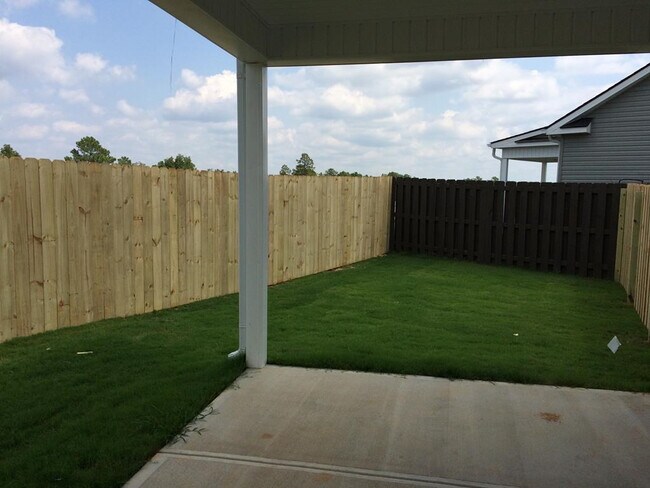 Building Photo - 625 Boone Ct