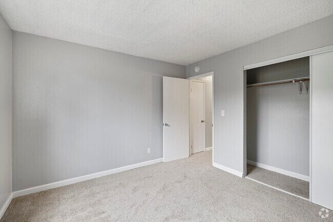 First Bedroom - 2 Bd, 1 Ba, 790 sq ft - Parkview Village