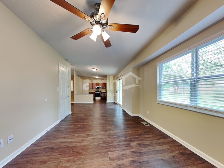 Building Photo - 327 Nightwind Dr