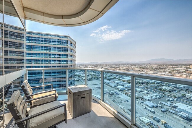 Building Photo - 4471 Dean Martin Dr