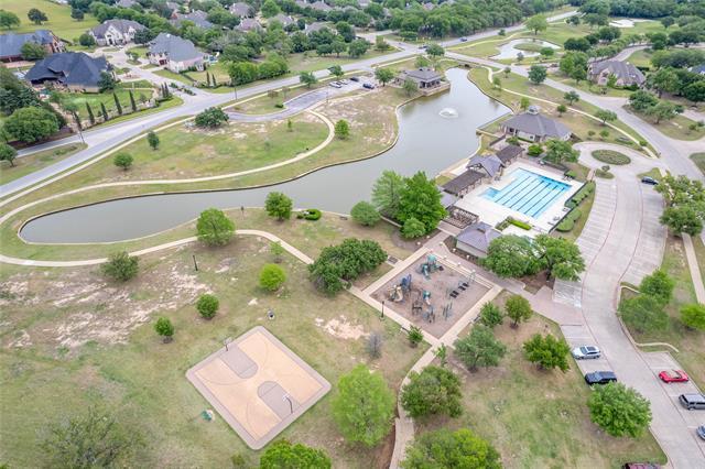 Building Photo - 325 Highland Oaks Cir