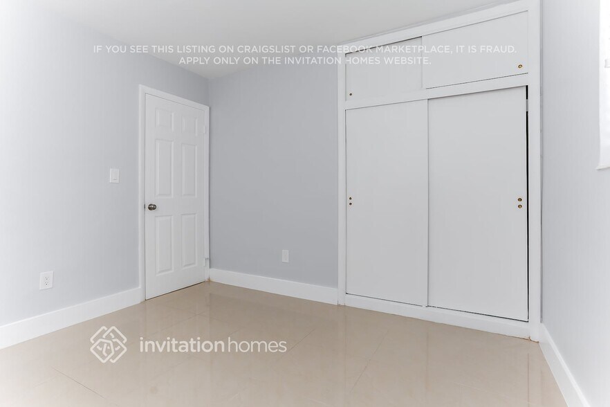 Building Photo - 8501 NW 184th St