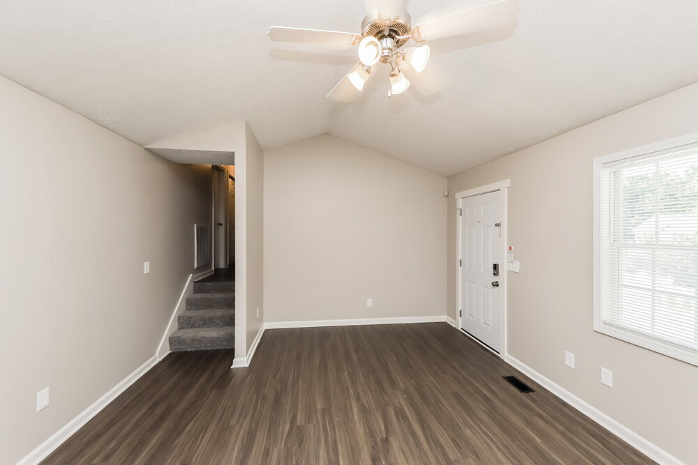 Building Photo - 222 Fairview Oak Pl