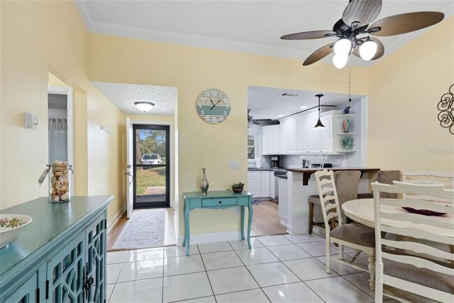 Building Photo - 3663 Longmeadow