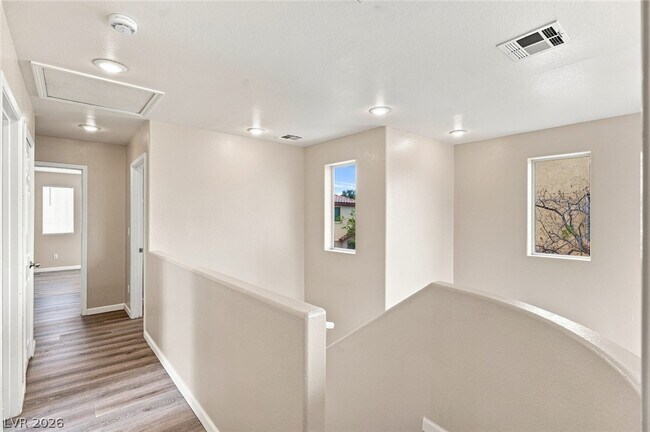 Building Photo - 1915 Sundown Canyon Dr