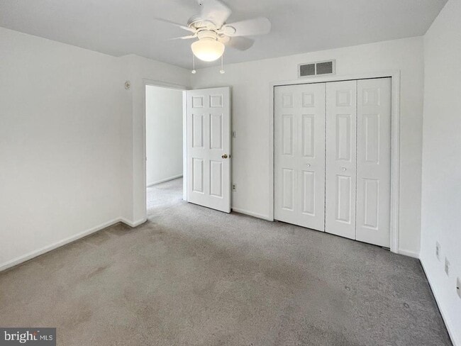 Building Photo - 310 Deer Run Ct