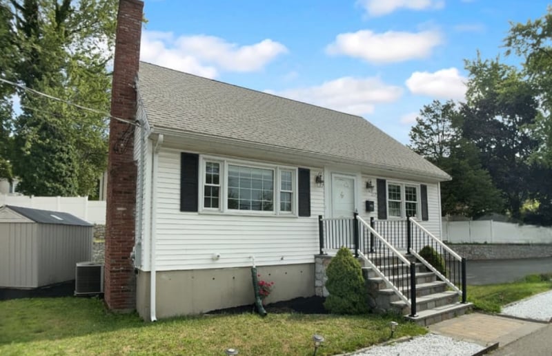 Primary Photo - 218 Cedar Brook Rd