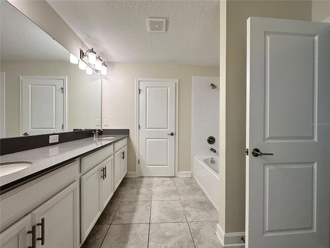 Building Photo - 11832 Charades St