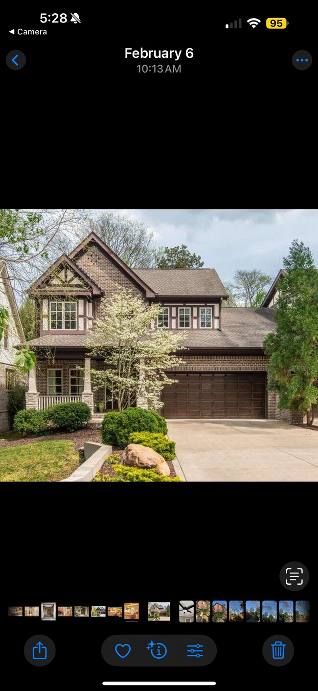 Building Photo - 2917 Wellesley Trace