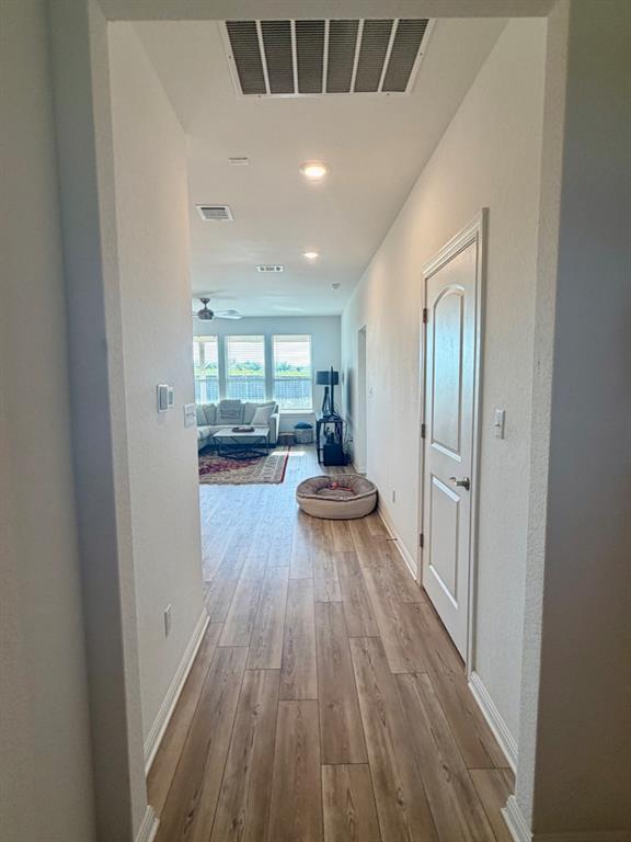 Building Photo - 193 Slenderleaf Dr