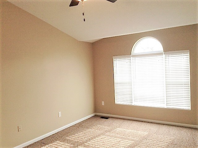 Building Photo - 2135 Canyon Ct