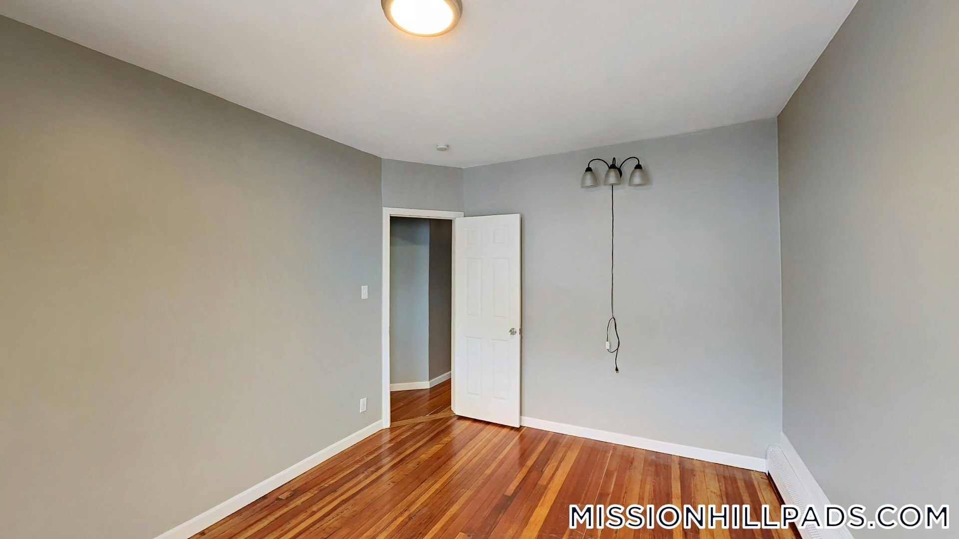 Building Photo - 4A Weld Ave