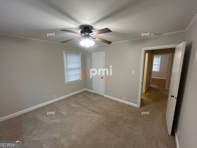 Building Photo - 1463 Beatty St