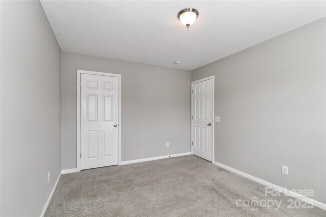 Building Photo - 109 Pleasant Grove Ln