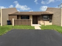 Building Photo - 11002 SW 125th Ct