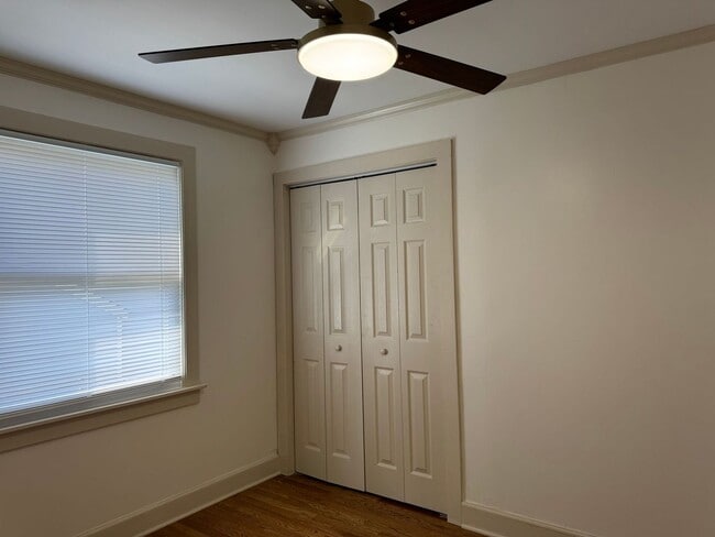 Building Photo - Freshly Updated 3BR Home with Designer Brick Accents