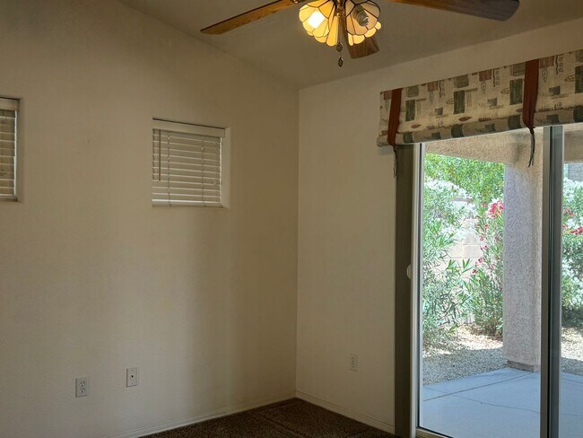 Building Photo - Rental
