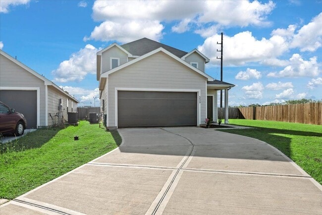 Building Photo - 5639 Brooklyn Rose Dr
