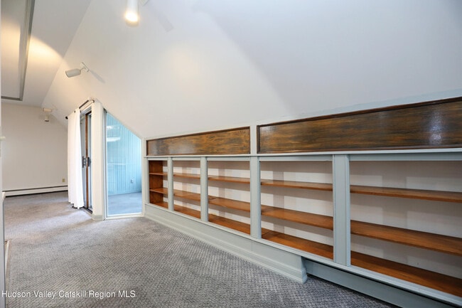 Building Photo - 504 Wilbur Ave