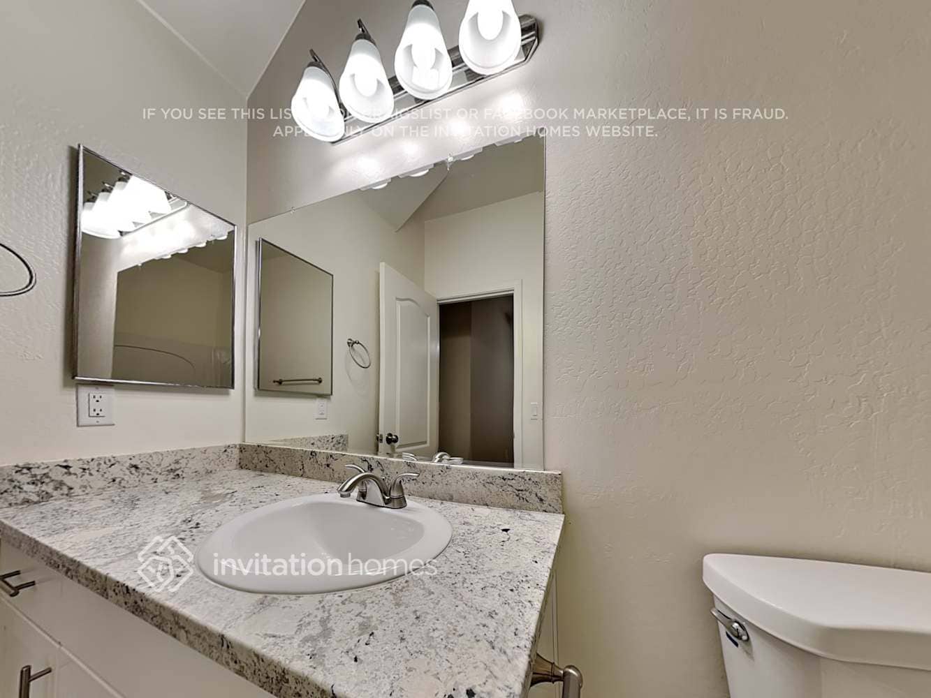 Building Photo - 10054 E Impala Ave