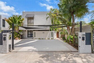 Building Photo - 3145 Virginia St