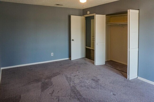 Building Photo - 10526 Hammerly Blvd