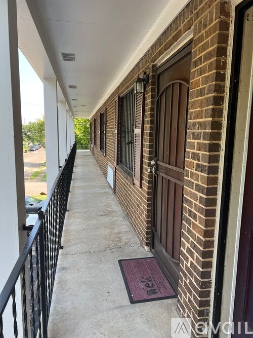 Building Photo - 5415 Whisper Wood Cir