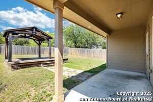Building Photo - 8719 Hudson Holw