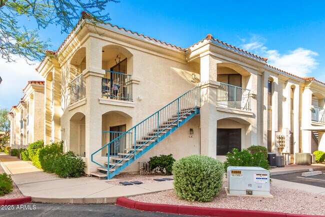 Building Photo - 16715 E El Lago Blvd