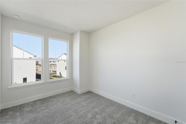 Building Photo - 15058 Grv Lk Dr