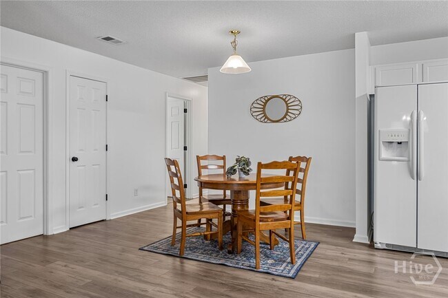 Building Photo - 231 Tigers Paw Dr