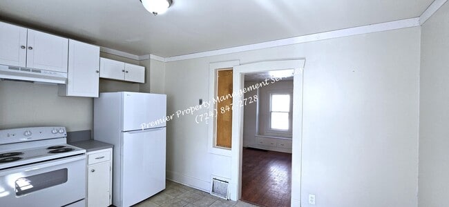 Building Photo - 519 Wengler Ave