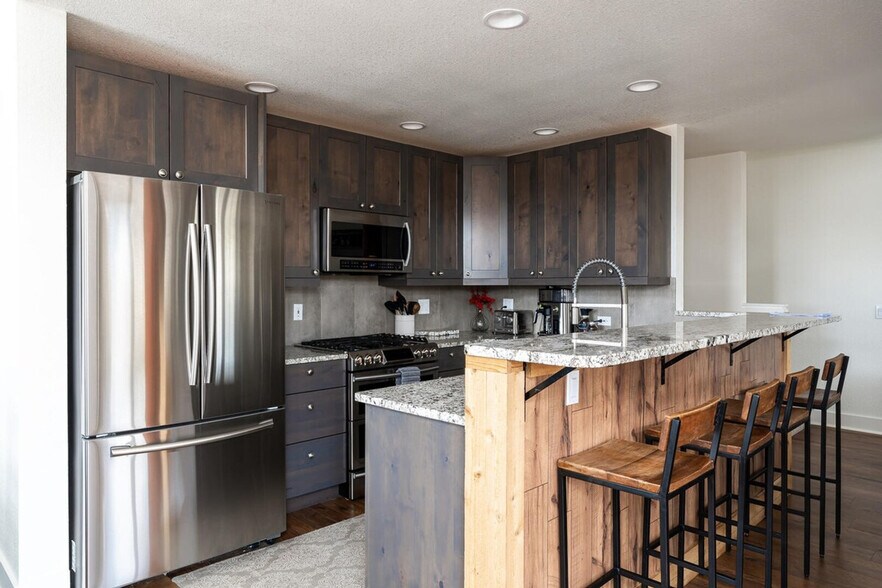 Building Photo - c1 Saddle Ridge Rd