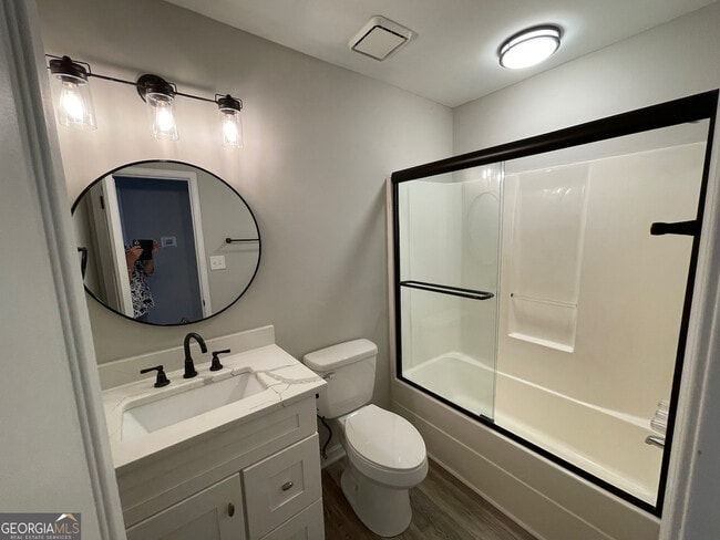 Building Photo - 407 Deergrass Trail