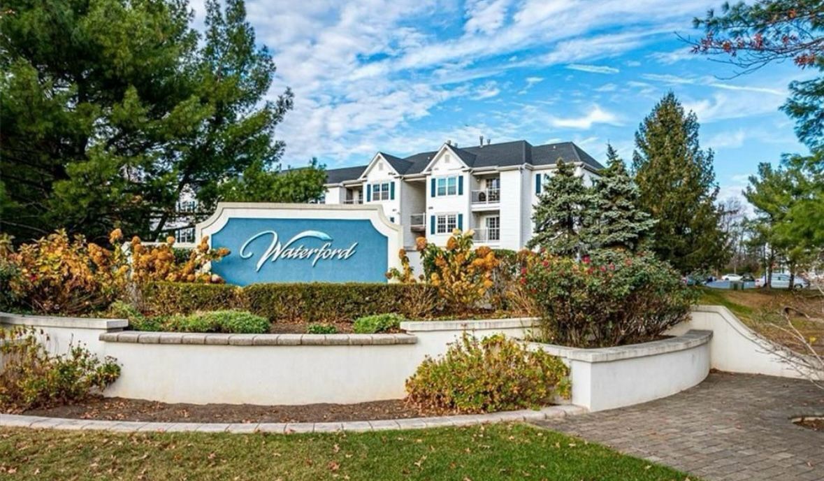 Building Photo - 1312 Waterford Dr