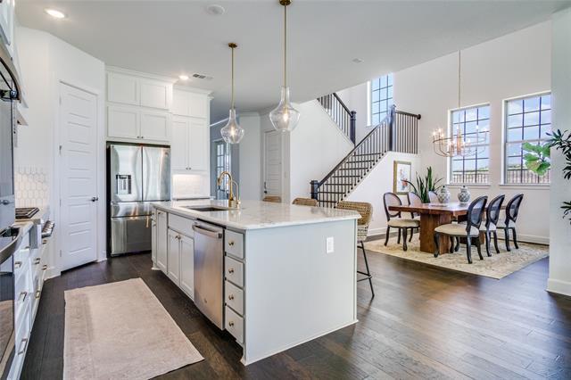 Building Photo - 2201 Sandlin Dr